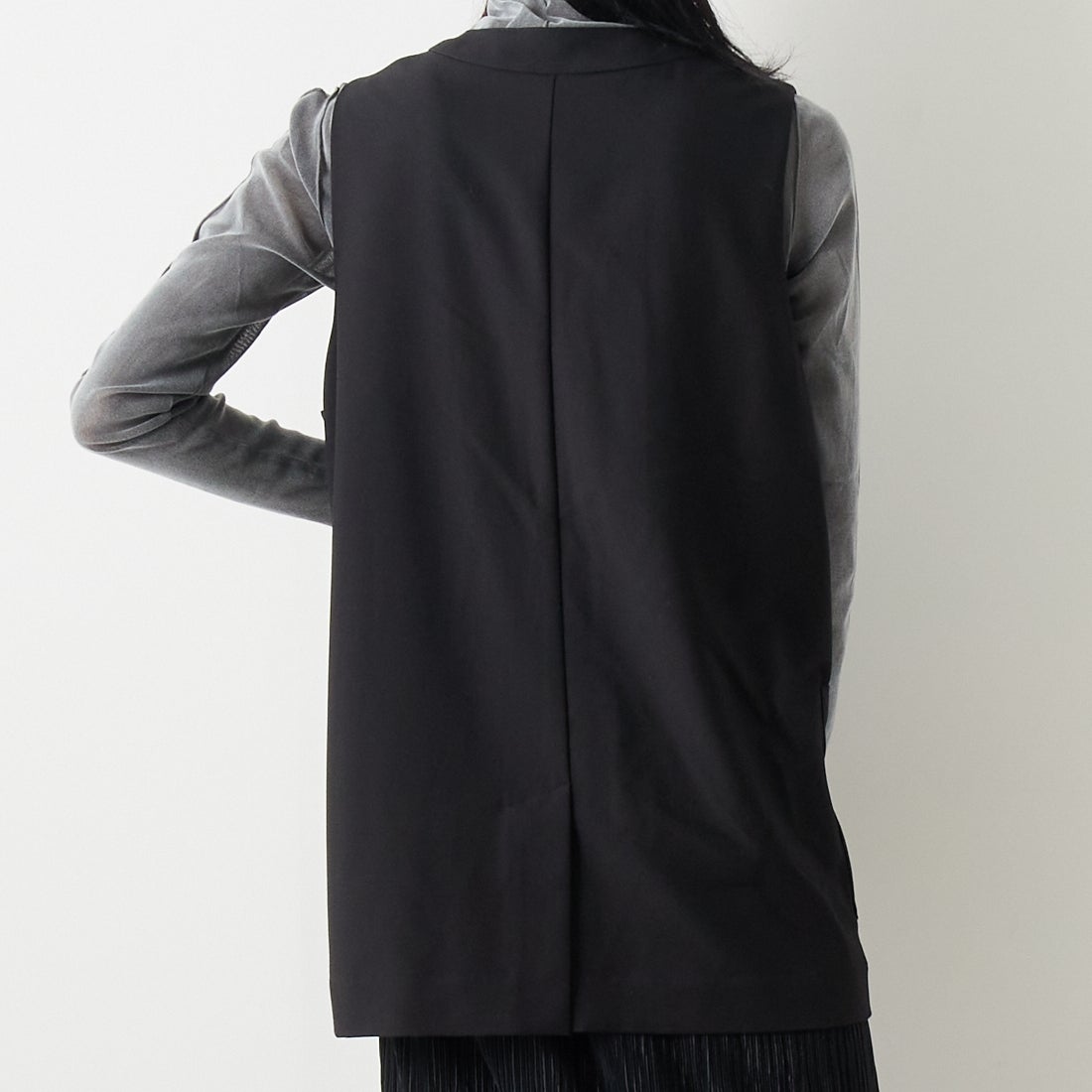 ALLUMER [アリュメール] コットンレーヨンミドルレングスジレ [8254615] 700 BLACK