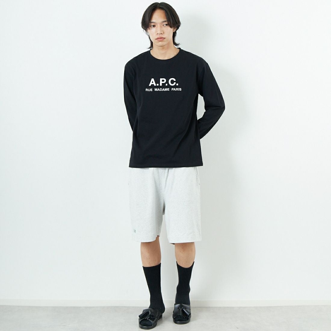 A.P.C. [アー・ペー・セー] ロゴ刺繍 ロングスリーブTシャツ [RUE