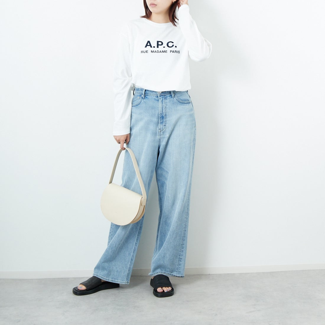 A.P.C. [アー・ペー・セー] ロゴ刺繍 ロングスリーブTシャツ [RUE