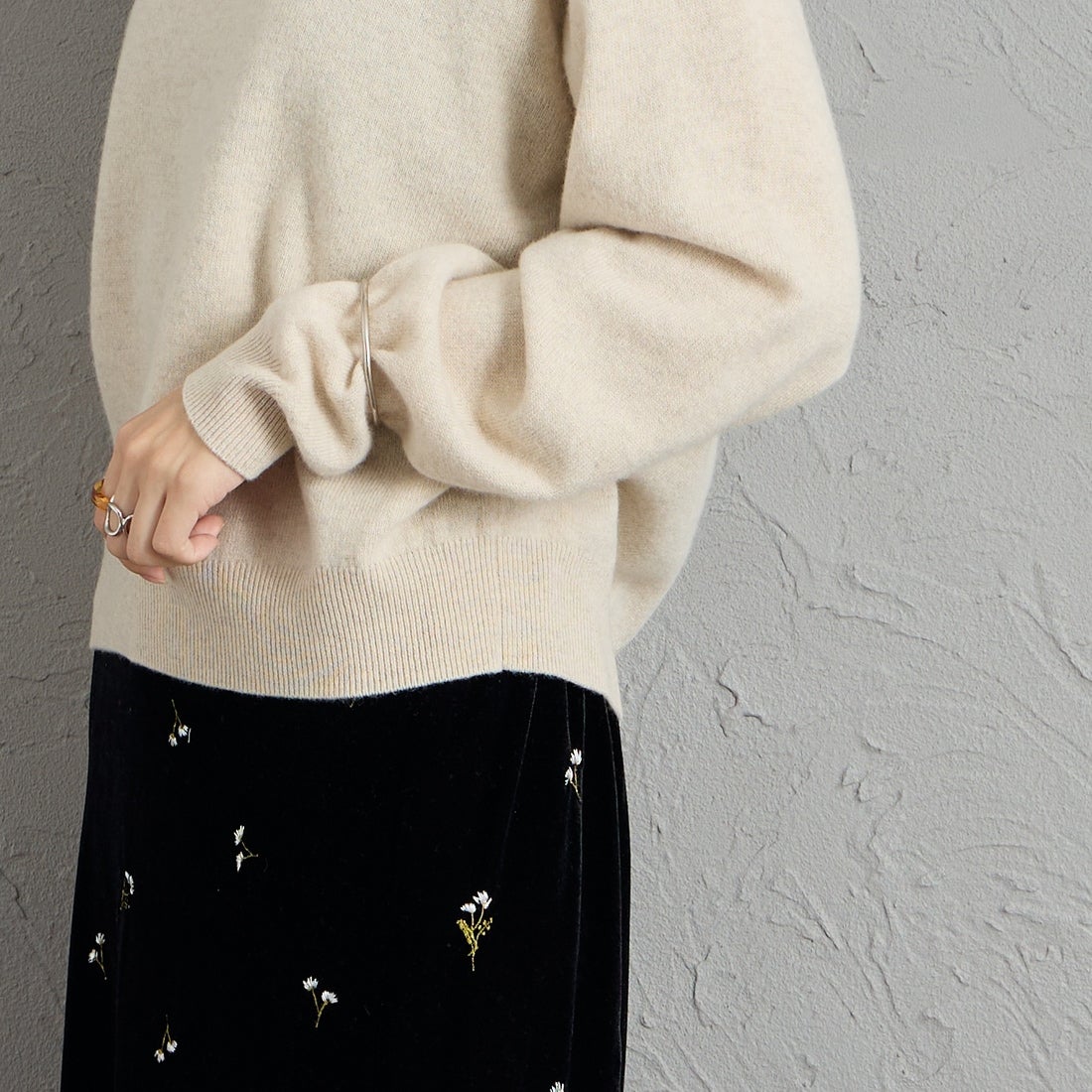 DANTON [ダントン] クルーネックプルオーバーニット [DT-D0027LMW] OATMEAL &&モデル身長：162cm 着用サイズ：36&&