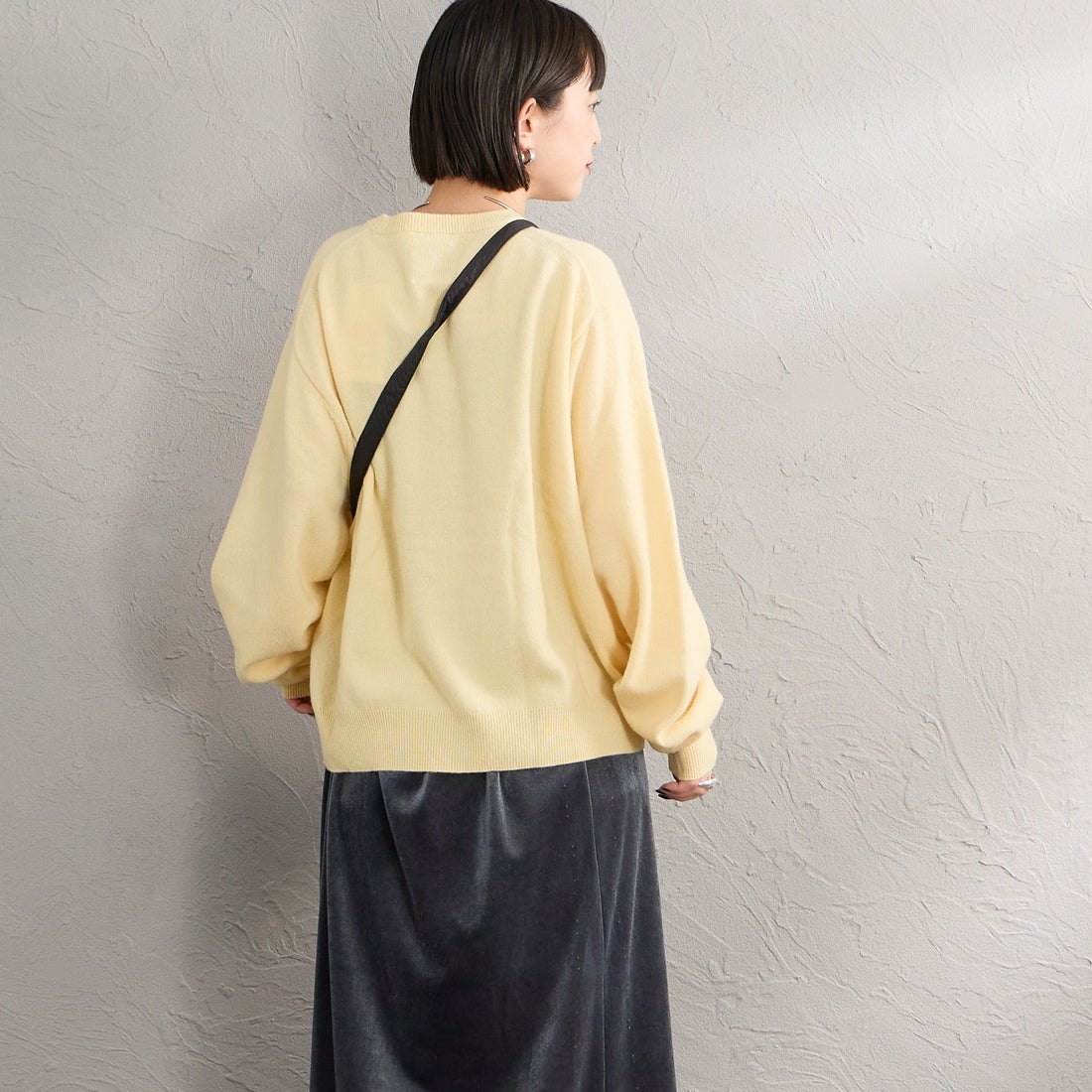 DANTON [ダントン] クルーネックプルオーバーニット [DT-D0027LMW] PALE YELLO &&モデル身長：150cm 着用サイズ：38&&