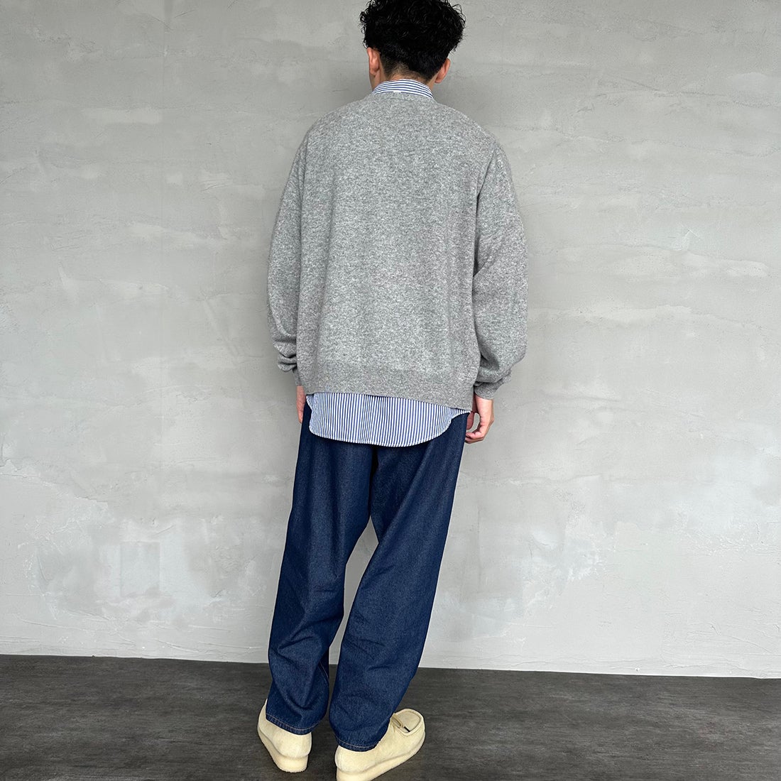 DANTON [ダントン] ラムウール Vネックカーディガン [DT-D0030LMW] LT.GREY &&モデル身長：168cm 着用サイズ：40&&