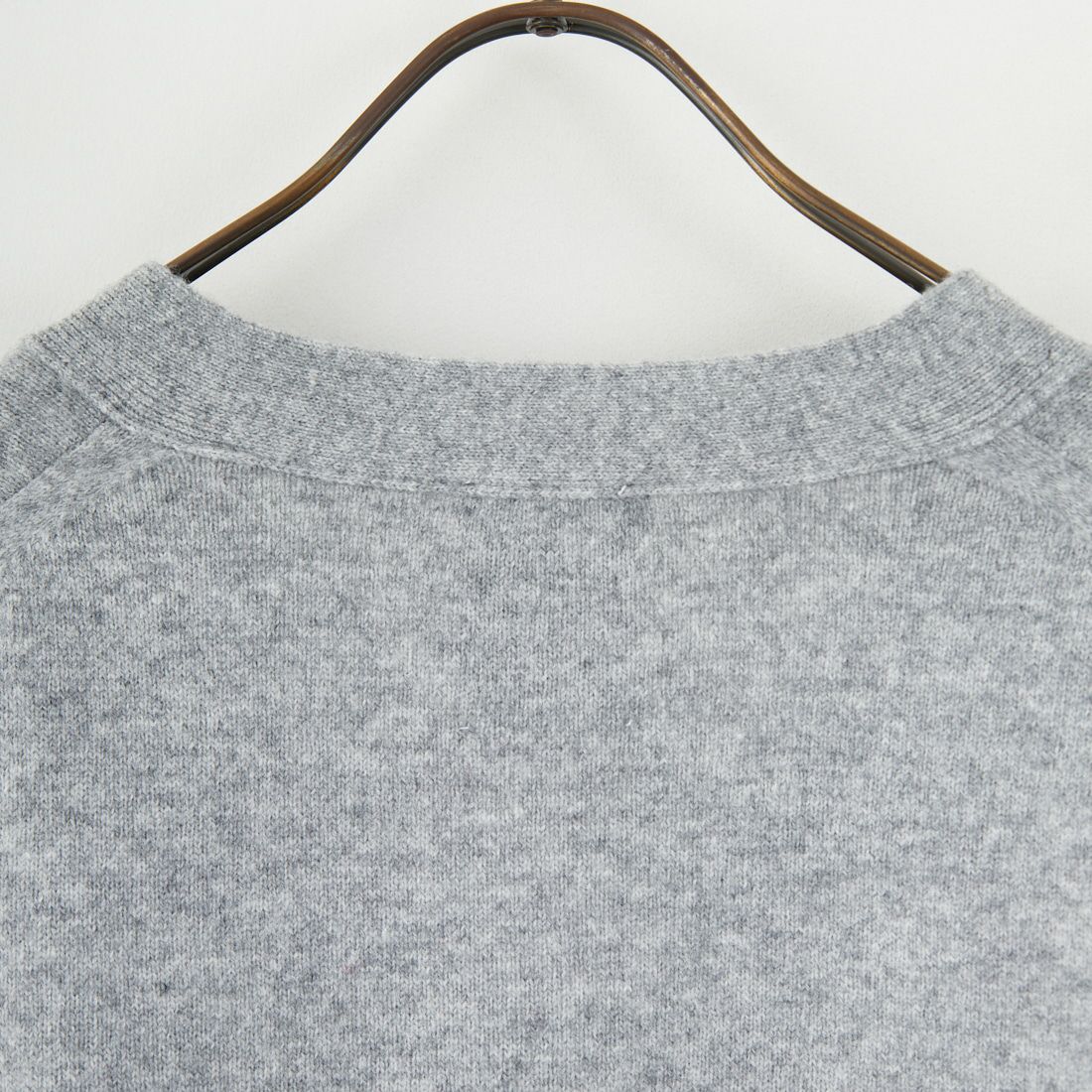 DANTON [ダントン] ラムウール Vネックカーディガン [DT-D0030LMW] LT.GREY