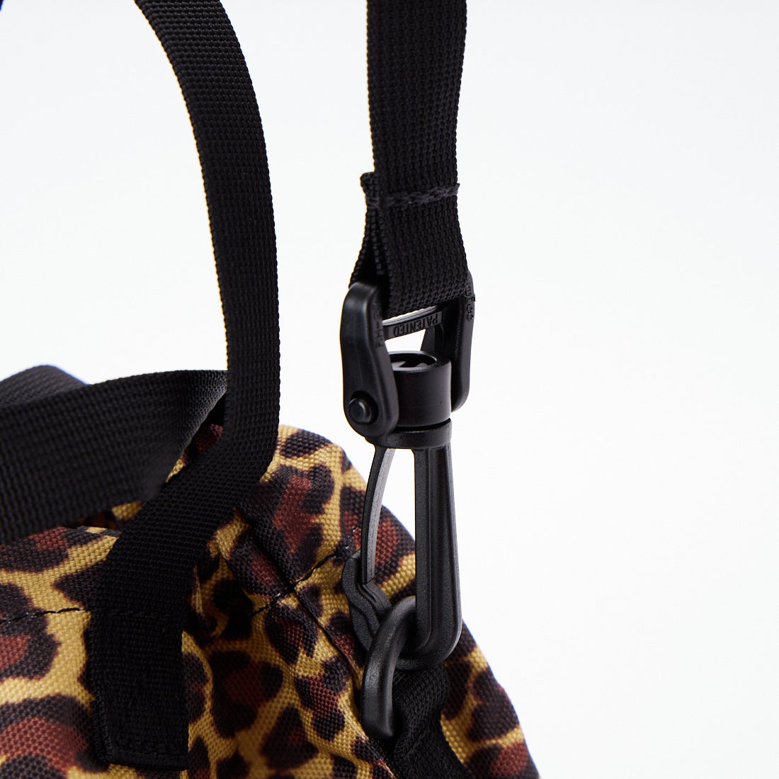 Drifter [ドリフター] ドローストリングポーチ [DFV1200] 77 LEOPARD