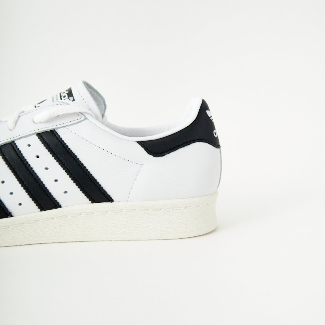 adidas Originals [アディダス オリジナルス] スーパースター82 [SUPERSTAR-82] JI2025