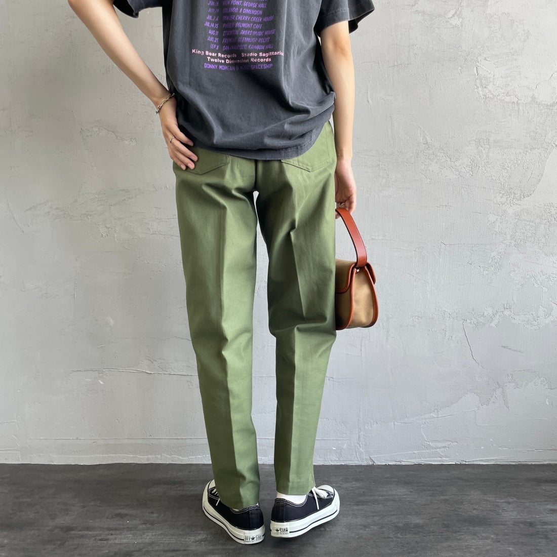 THE SHINZONE [ザ シンゾーン] ベイカーパンツ [15AMSPA18] 62 KHAKI &&モデル身長：160cm 着用サイズ：34&&