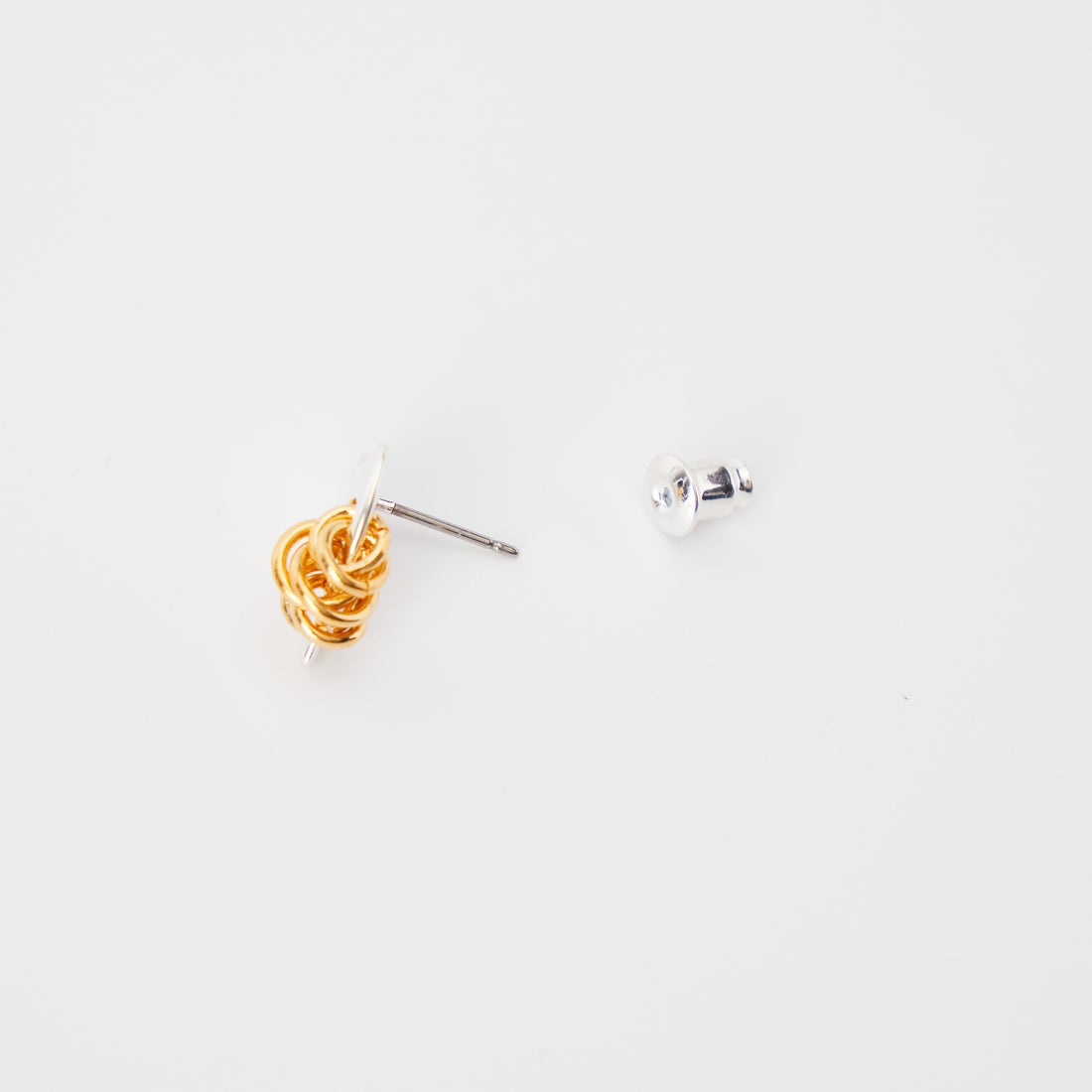 LAPUIS [ラピュイ] Coil Heartピアス [233-220101] ﾏﾙﾁ