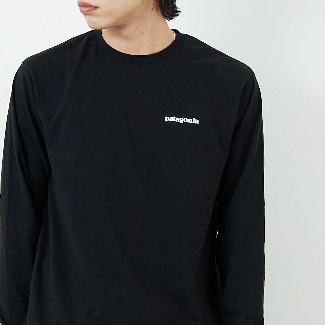patagonia [パタゴニア] メンズ ロングスリーブ ホームウォータートラウト レスポンシビリティー [37574] BLK &&モデル身長：179cm 着用サイズ：S&&