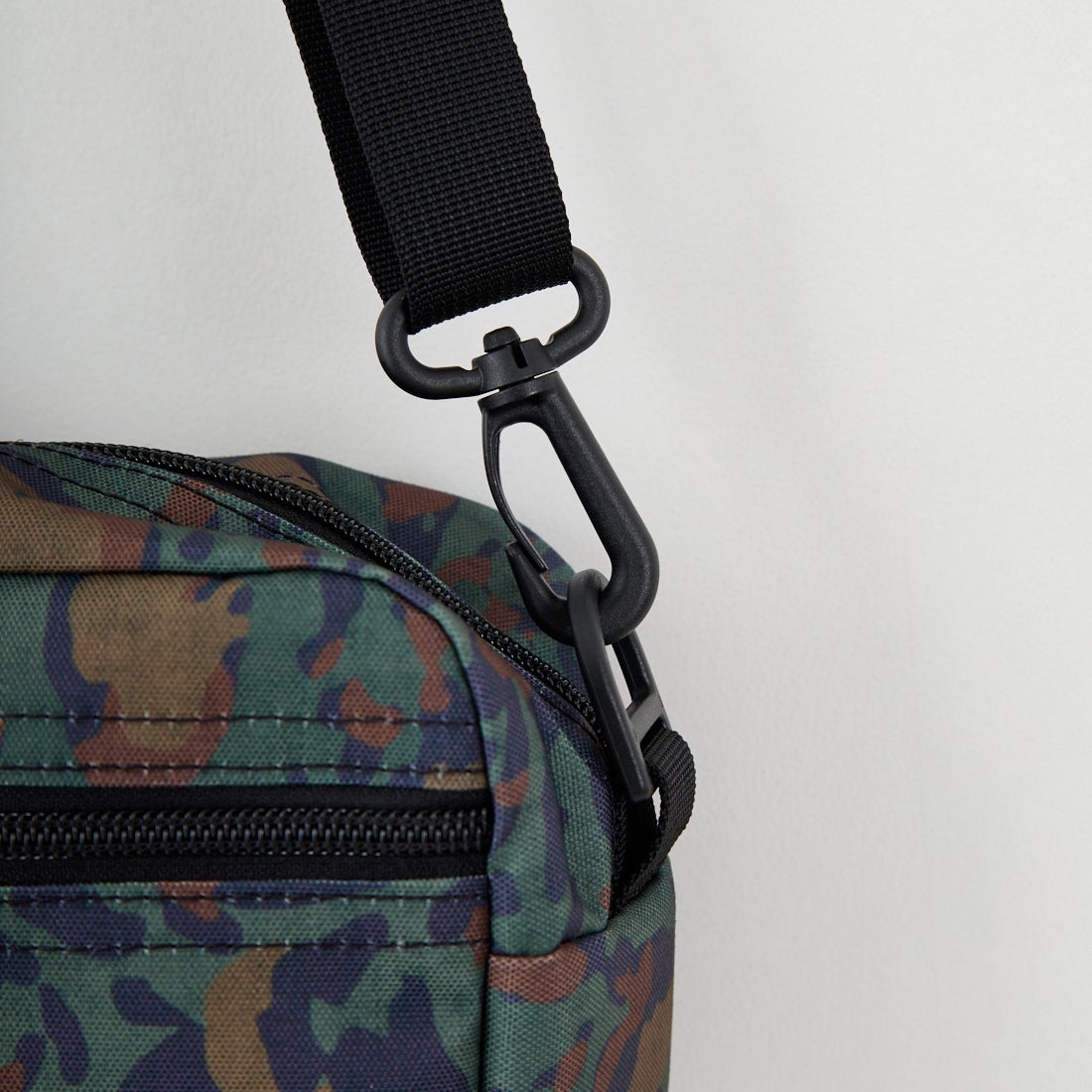 GREGORY [グレゴリー] パテッドショルダーポーチM [PADDED-SHOULDER-M] ﾐﾘﾀﾘｰﾚｵﾊﾟｰ