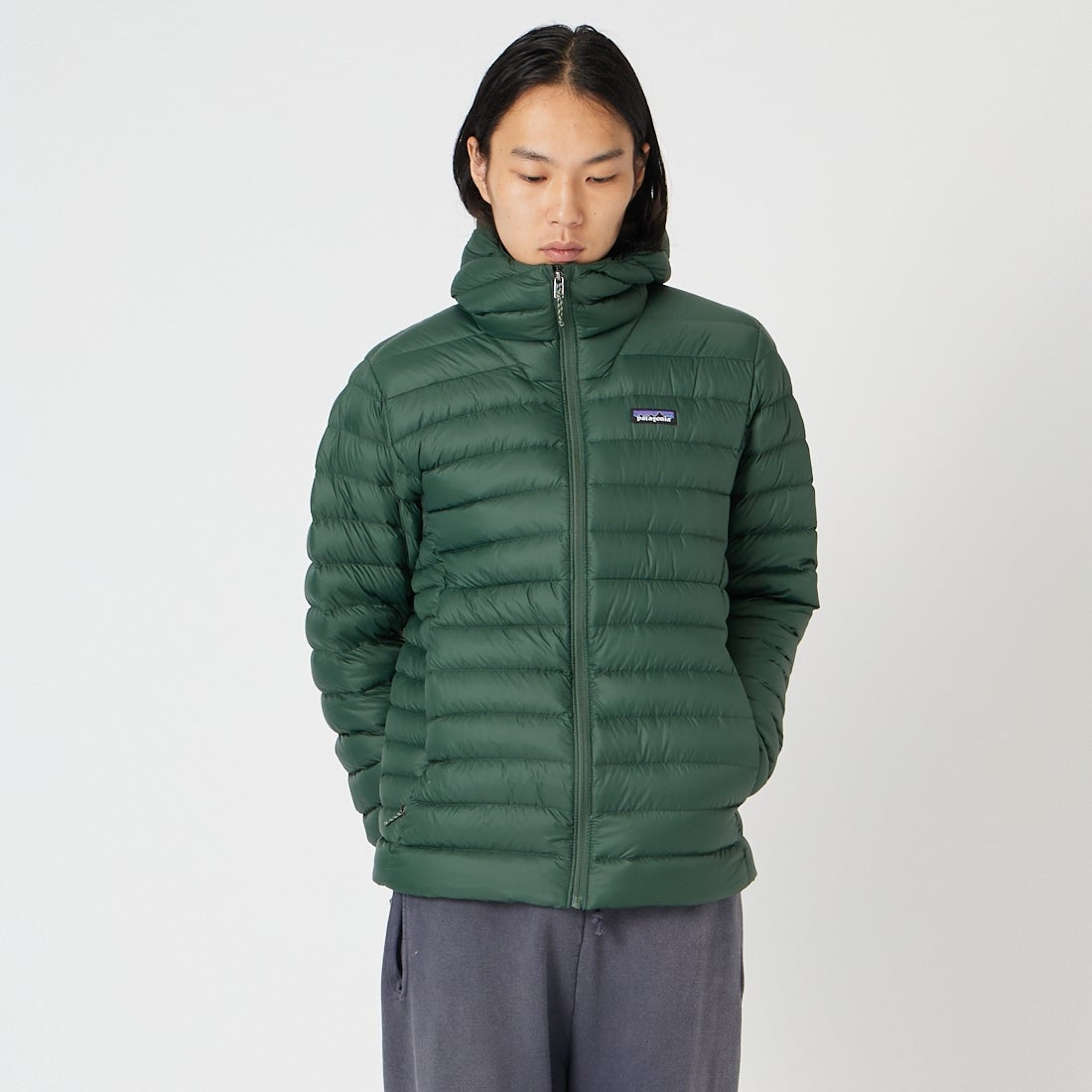 patagonia [パタゴニア] メンズ ダウン セーター フーディ [84702] TLGR &&モデル身長：175cm 着用サイズ：M&&