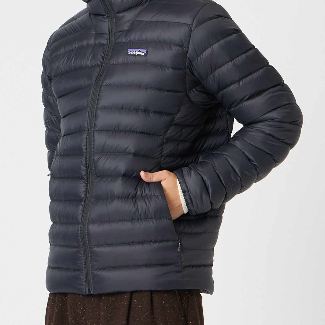 patagonia [パタゴニア] メンズ ダウン セーター フーディ [84702] BLK &&モデル身長：175cm 着用サイズ：S&&