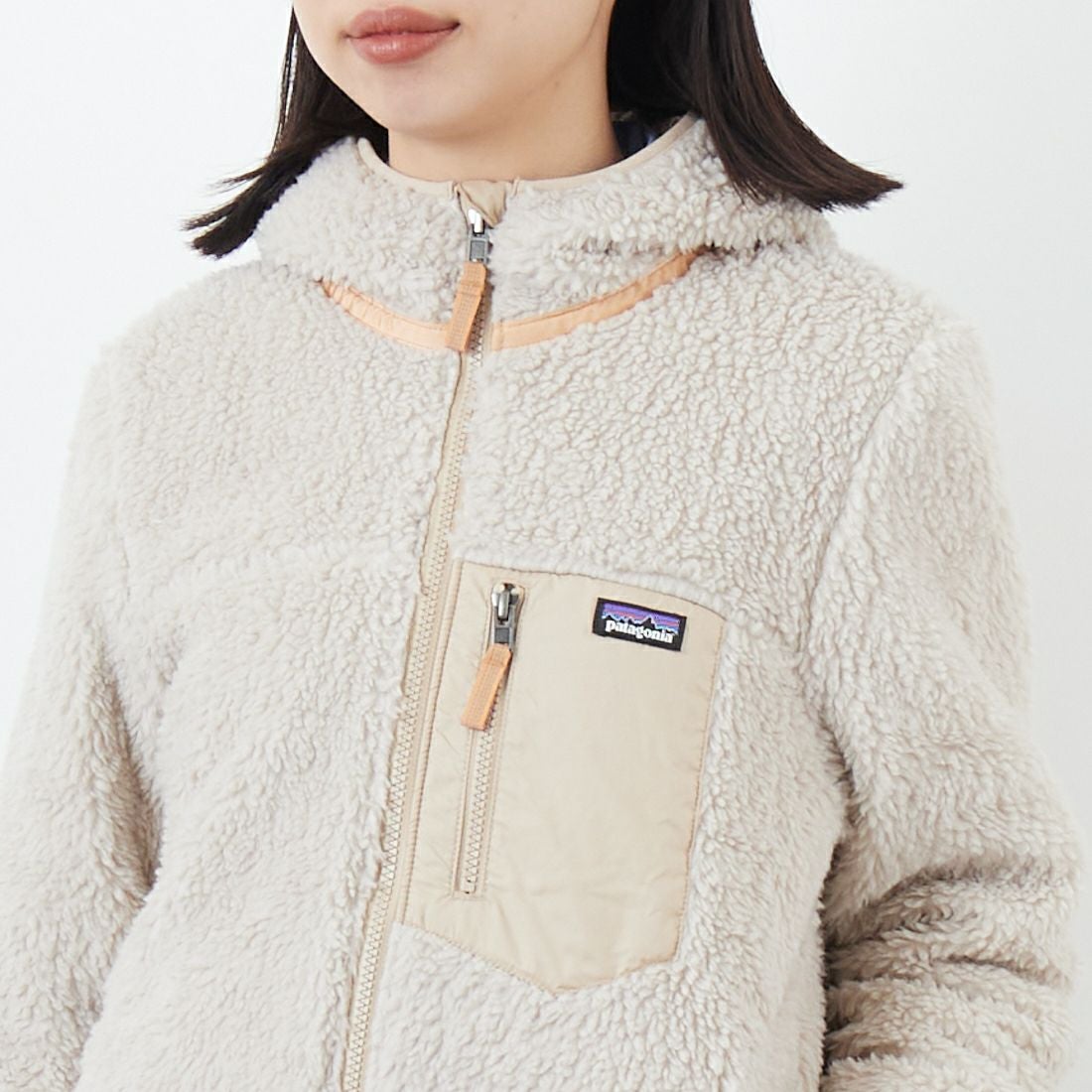 patagonia [パタゴニア] リバーシブル レディ フレディ フーディ [68095] ORTN &&モデル身長：162cm 着用サイズ：KID-XL&&