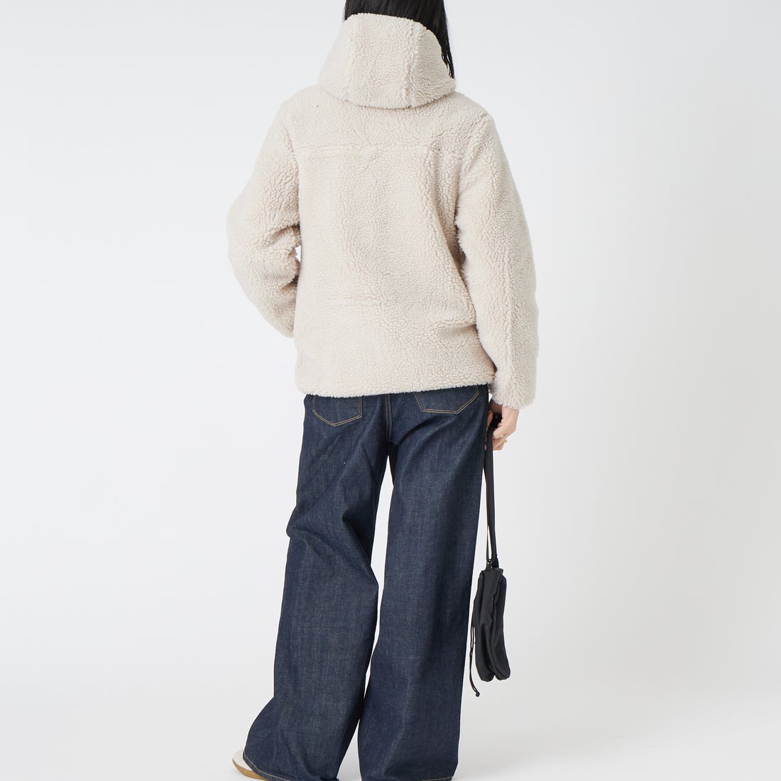 patagonia [パタゴニア] キッズ リバーシブル レディ フレディ フーディ [68095] ORTN &&モデル身長：162cm 着用サイズ：KID-XL&&
