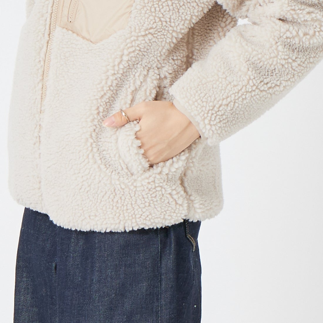 patagonia [パタゴニア] キッズ リバーシブル レディ フレディ フーディ [68095] ORTN &&モデル身長：162cm 着用サイズ：KID-XL&&
