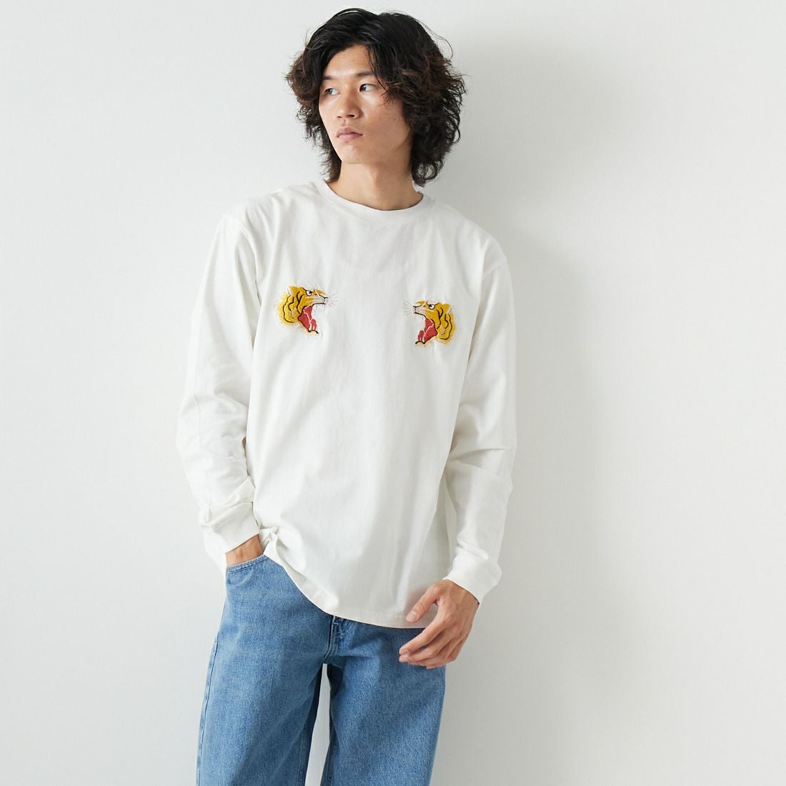 TAILOR TOYO [テーラートウヨウ] ロングスリーブTシャツTIGER [TT69298] 101 WHITE &&モデル身長：182cm 着用サイズ：XL&&