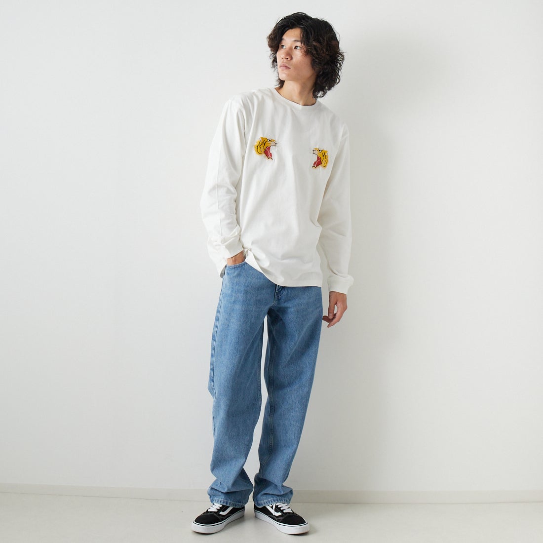 TAILOR TOYO [テーラートウヨウ] ロングスリーブTシャツTIGER [TT69298] 101 WHITE &&モデル身長：182cm 着用サイズ：XL&&