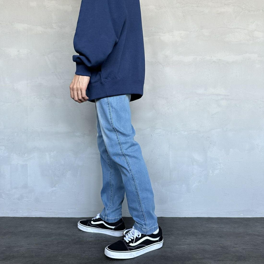 GRAMiCCi [グラミチ] ストレッチデニムNNパンツ タイトクロップド [G113-OGSD] MEDIUM USE &&モデル身長：168cm 着用サイズ：L&&