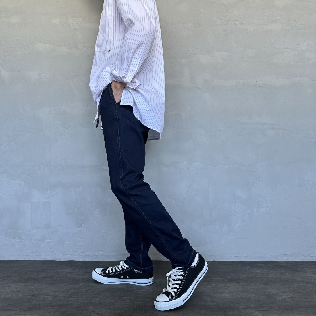 GRAMiCCi [グラミチ] ストレッチデニムNNパンツ タイトクロップド [G113-OGSD] ONE WASH &&モデル身長：168cm 着用サイズ：M&&