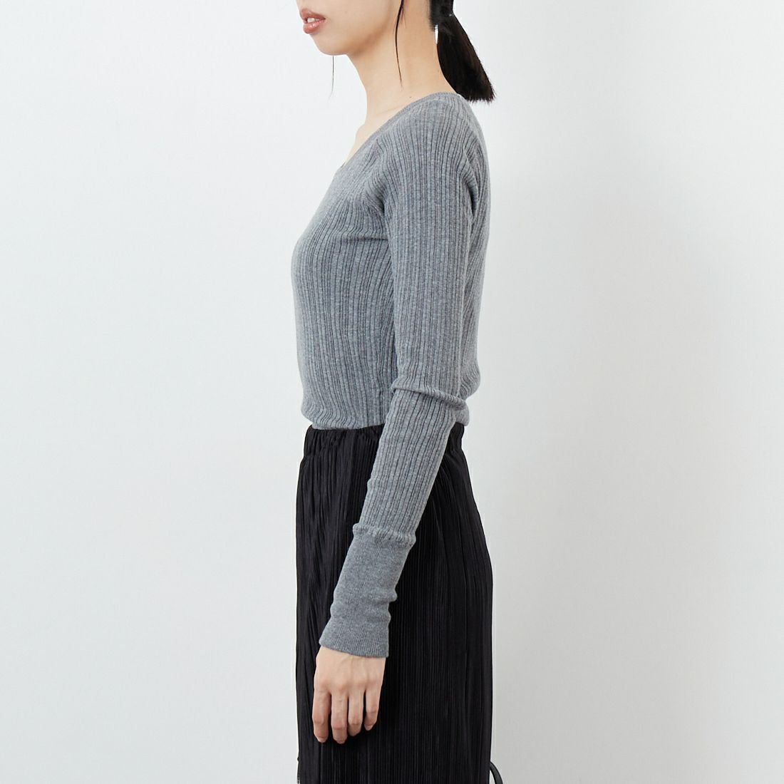 tumugu: [ツムグ] Uネック ランダムリブニット [TK9407A] 86 STEAL G &&モデル身長：162cm 着用サイズ：F&&