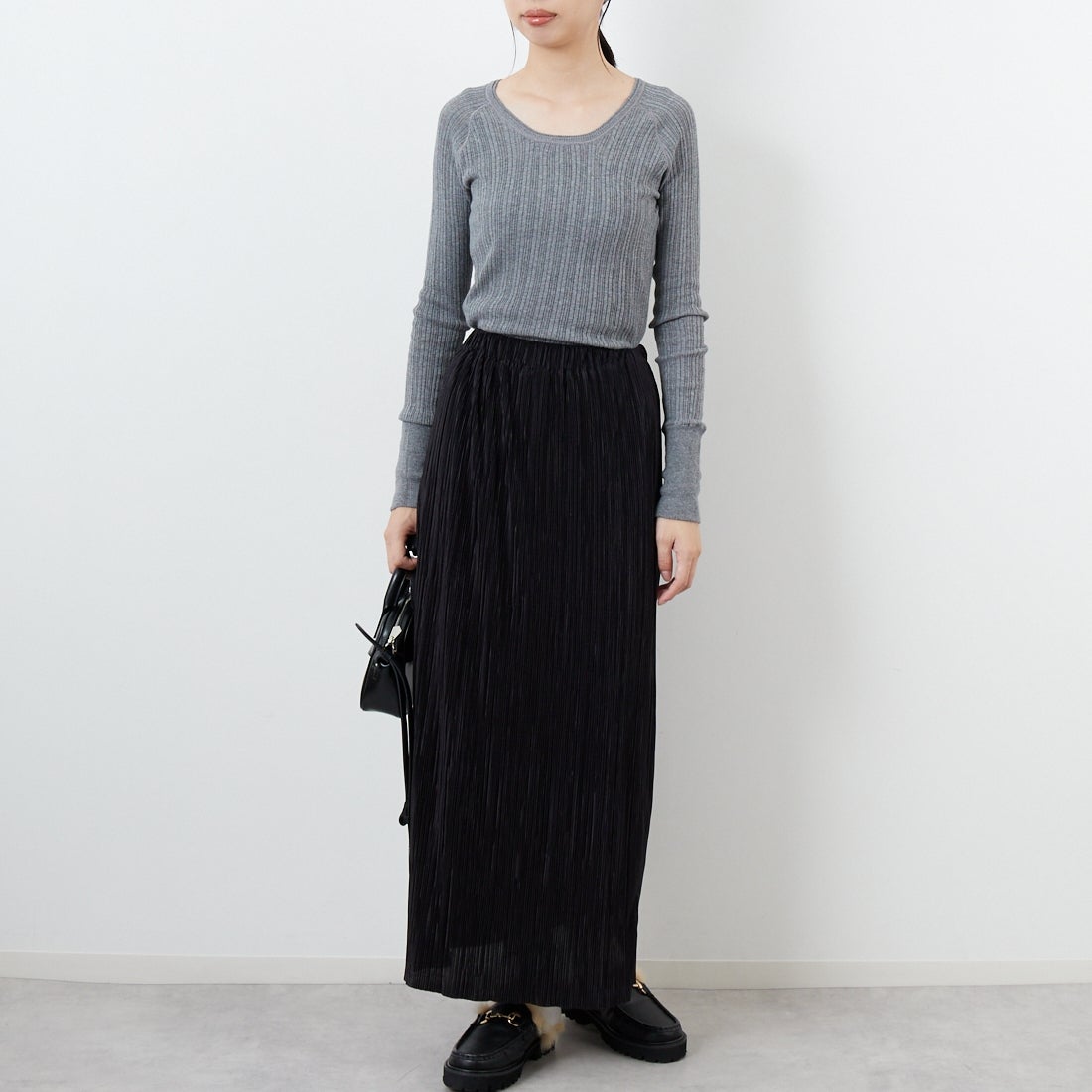 tumugu: [ツムグ] Uネック ランダムリブニット [TK9407A] 86 STEAL G &&モデル身長：162cm 着用サイズ：F&&