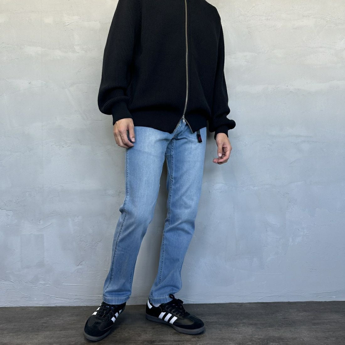 GRAMiCCi [グラミチ] ストレッチデニムNNパンツ クロップド [G112-OGSD] MEDIUM USE &&モデル身長：168cm 着用サイズ：S&&