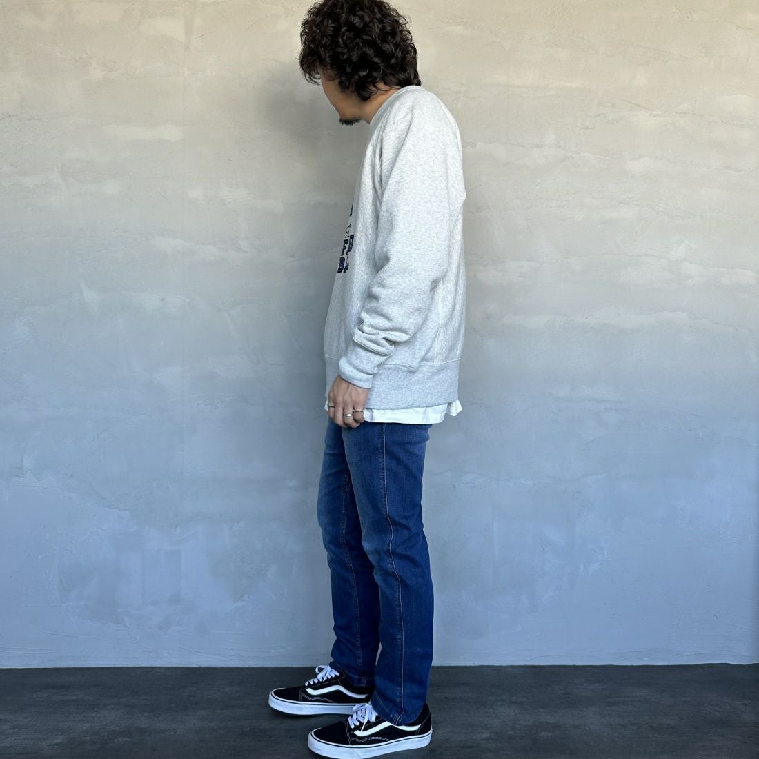 GRAMiCCi [グラミチ] ストレッチデニムNNパンツ クロップド [G112-OGSD] DARK USED &&モデル身長：173cm 着用サイズ：M&&