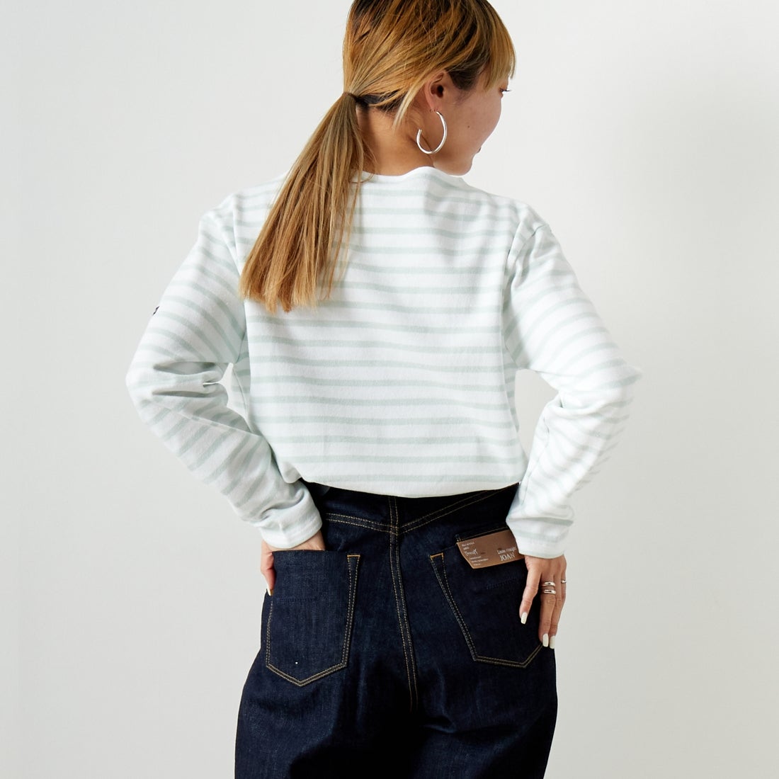 ST.JAMES [セントジェームス] バスクボーダーロングスリーブTシャツ [OUESSANT] NEI/WAT&&モデル身長：156cm 着用サイズ：3&&