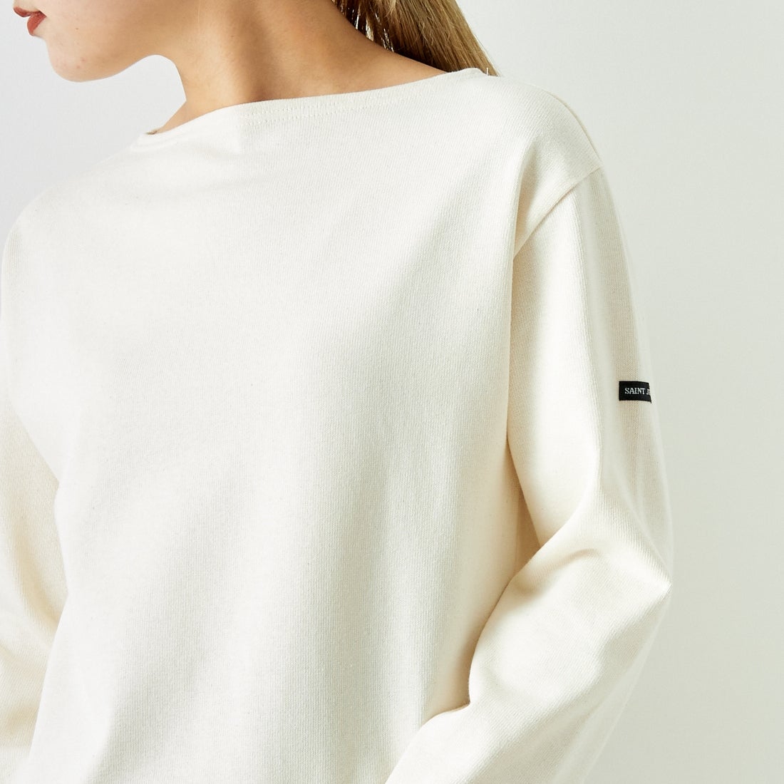 ST.JAMES [セントジェームス] バスクロングスリーブTシャツ [OUESSANT-SD] ECRU &&モデル身長：156cm 着用サイズ：1&&