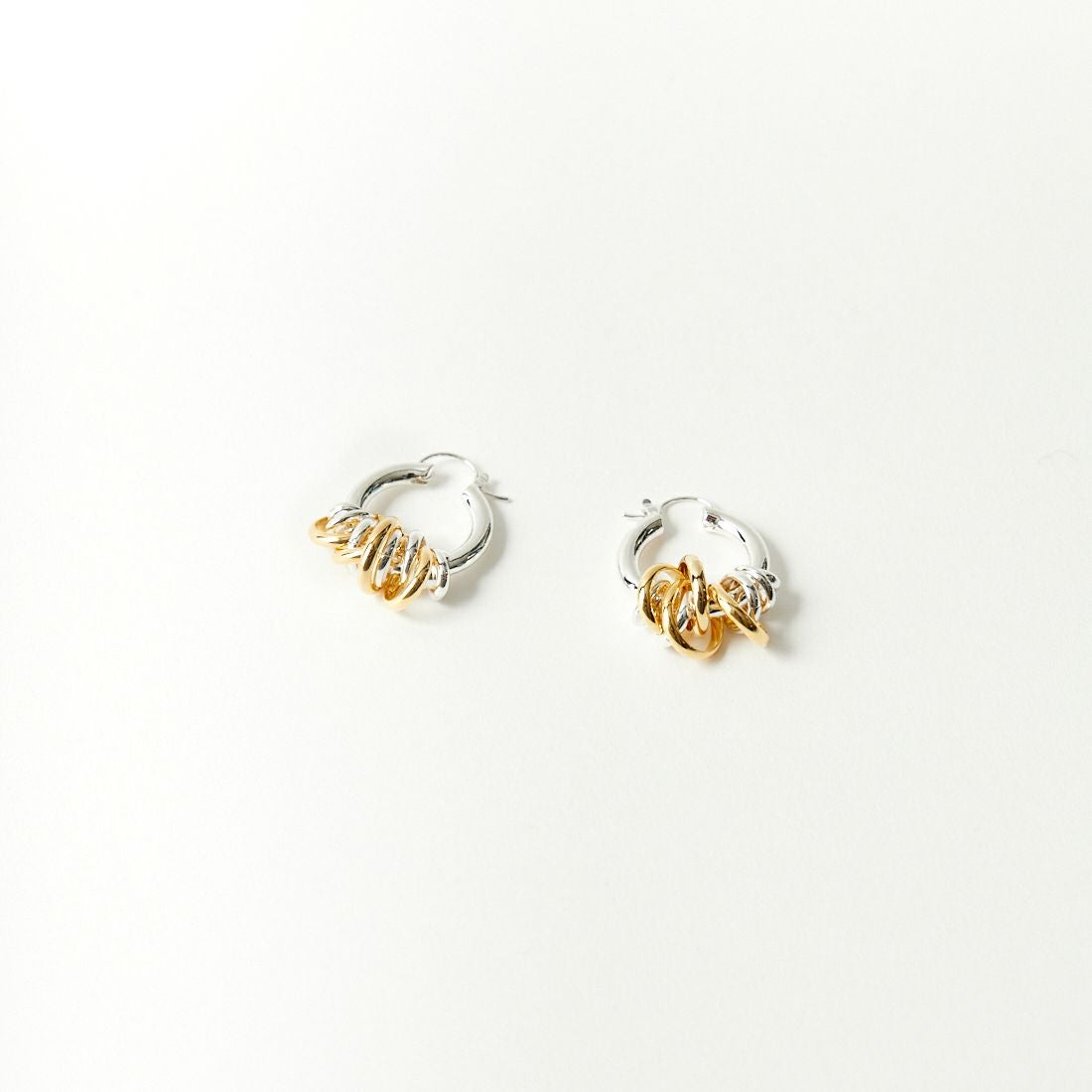 LAPUIS [ラピュイ] Coil Aroundピアス [214-220126] MULTI