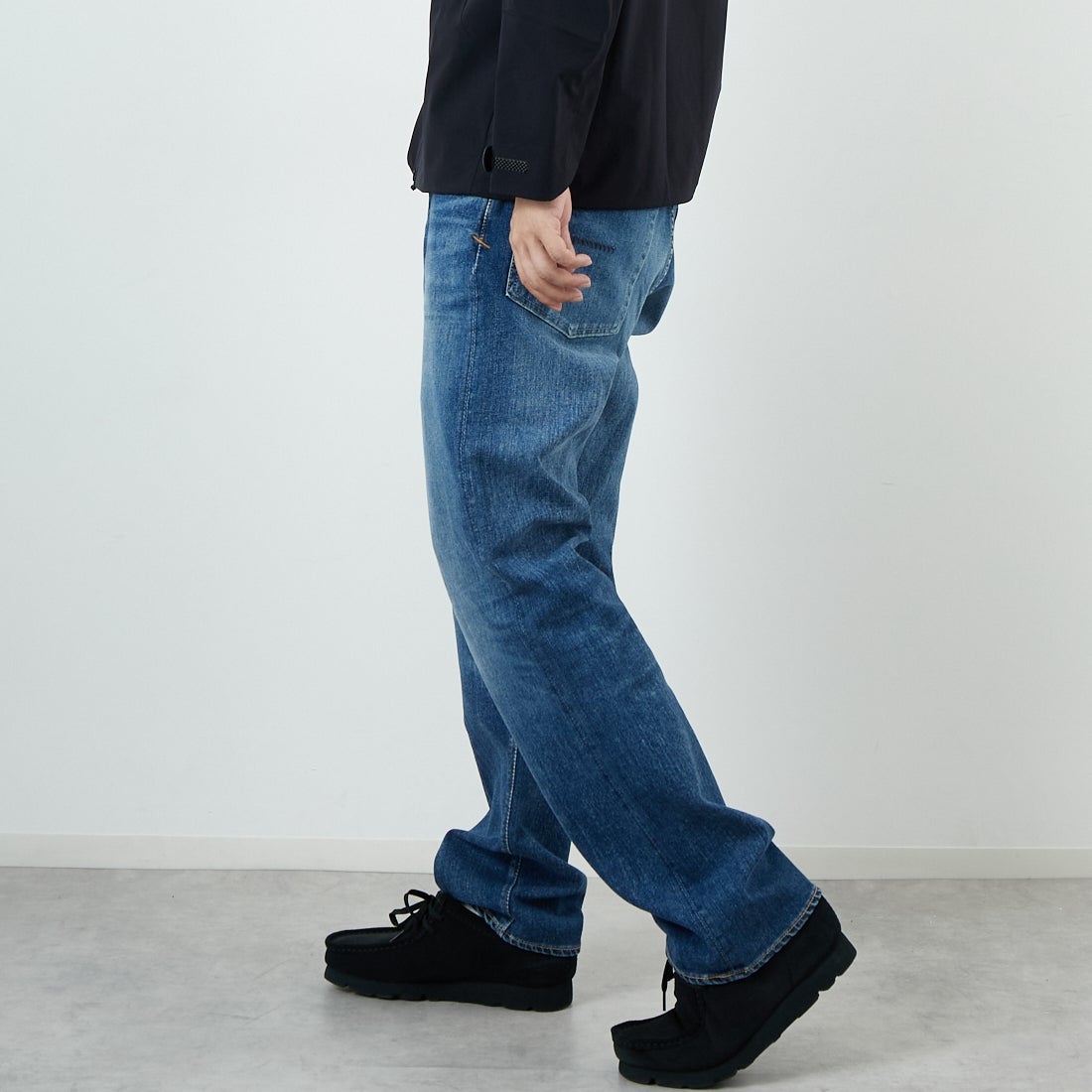 YANUK [ヤヌーク] セルビッジストレートデニム No.XX(ナンバートゥウェンティー) [57233504] VTG &&モデル身長：179cm 着用サイズ：4&&