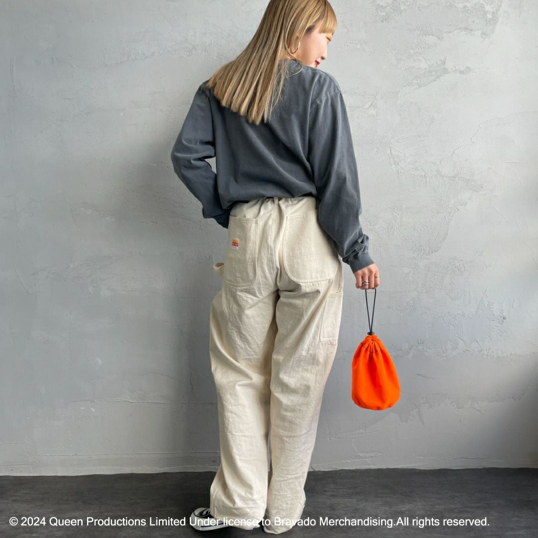 GOOD ROCK SPEED [グッドロックスピード] 別注 QUEEN ロゴプリントロングスリーブTシャツ [INTN-003-JF] BLACK&&モデル身長：156cm　着用サイズ：S&&