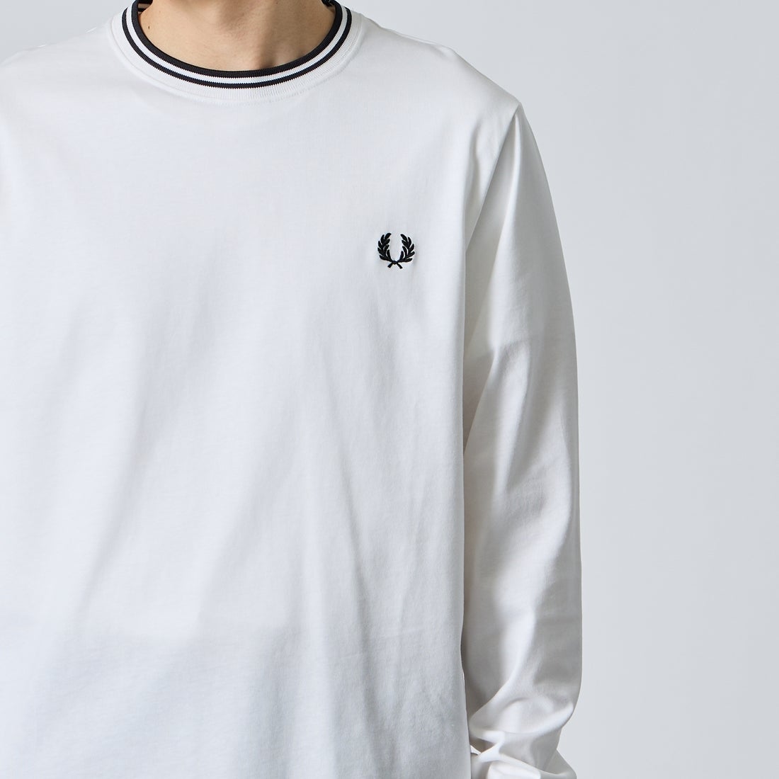 FRED PERRY [フレッドペリー] ティップライン ワンポイント刺繍Tシャツ [M9602] 100 WHITE