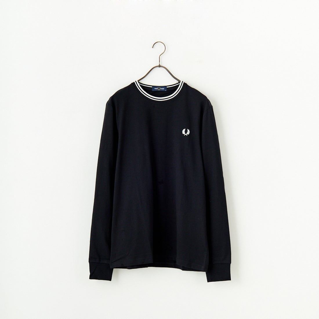 FRED PERRY [フレッドペリー] ティップライン ワンポイント刺繍Tシャツ [M9602] 795 NAVY