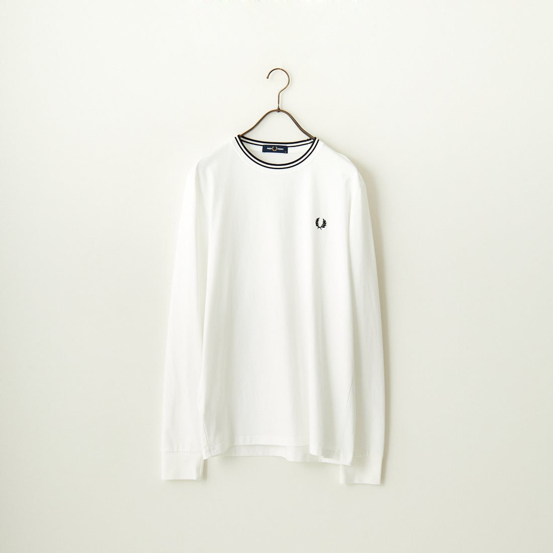 FRED PERRY [フレッドペリー] ティップライン ワンポイント刺繍Tシャツ [M9602] 100 WHITE