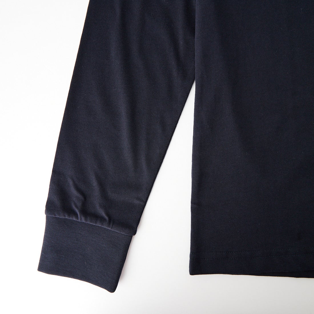FRED PERRY [フレッドペリー] ティップライン ワンポイント刺繍Tシャツ [M9602] 795 NAVY