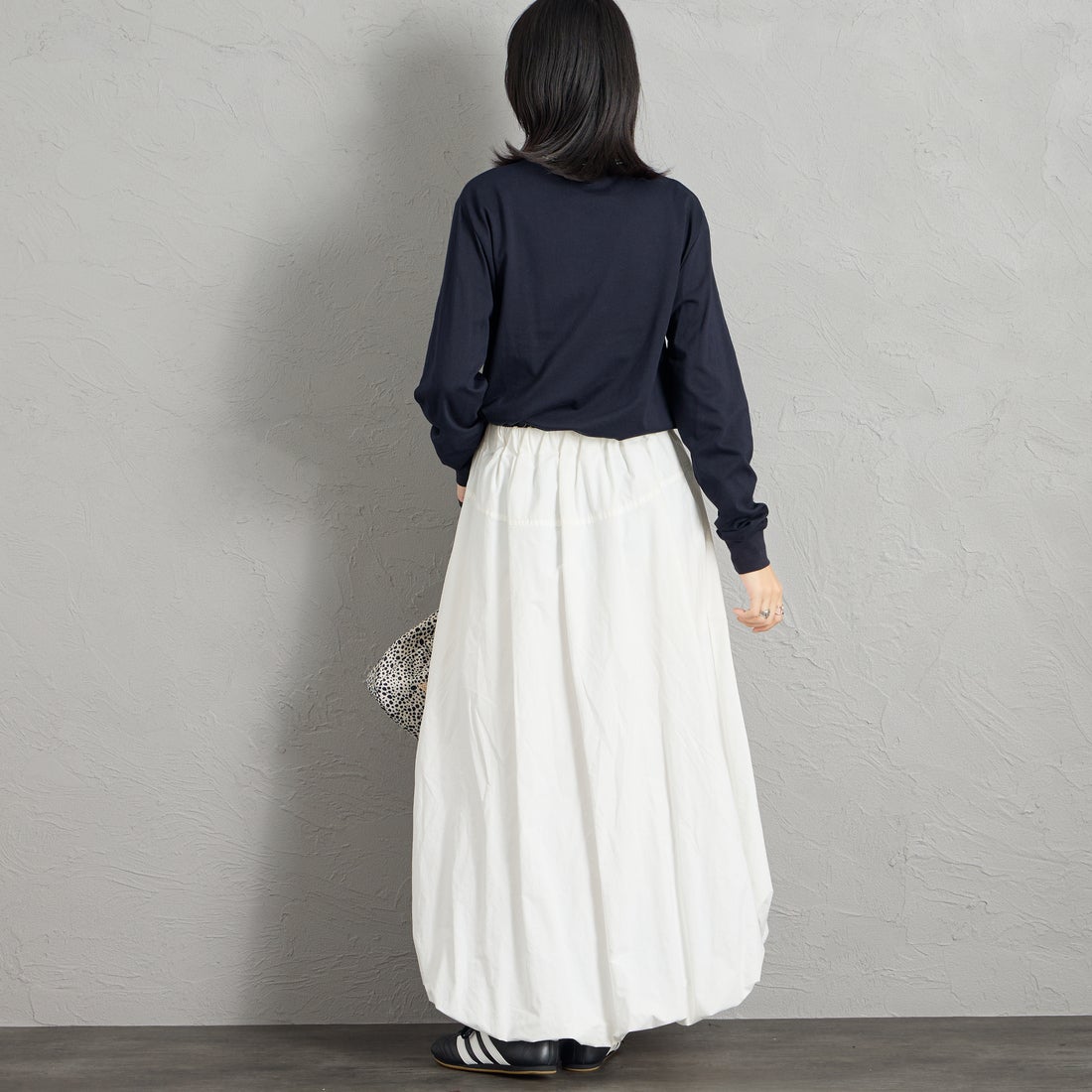 FRED PERRY [フレッドペリー] ティップライン ワンポイント刺繍Tシャツ [M9602] 795 NAVY &&モデル身長：162cm 着用サイズ：S&&