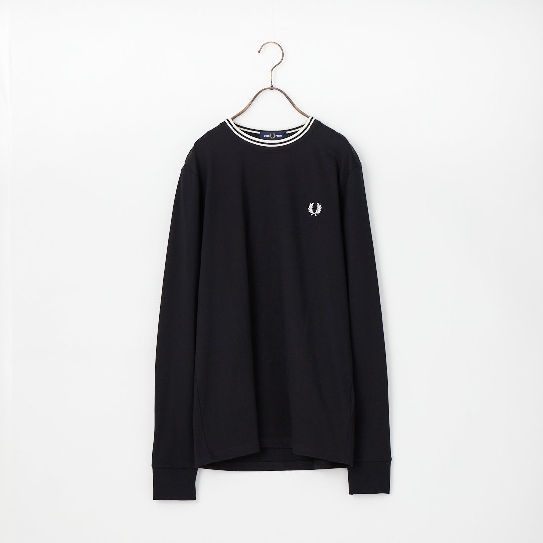 FRED PERRY [フレッドペリー] ティップライン ワンポイント刺繍Tシャツ [M9602] 102 BLACK