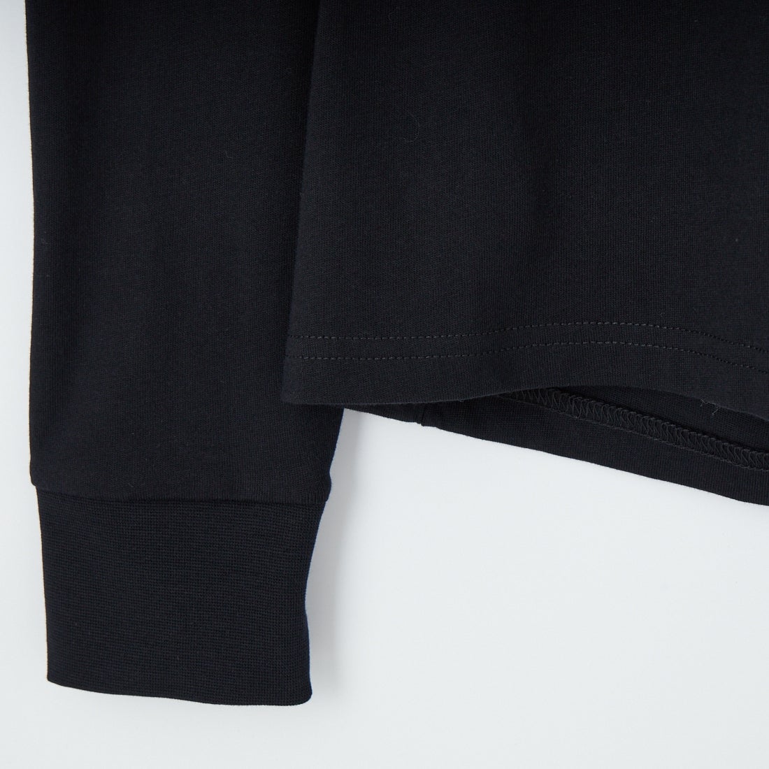 FRED PERRY [フレッドペリー] ティップライン ワンポイント刺繍Tシャツ [M9602] 102 BLACK