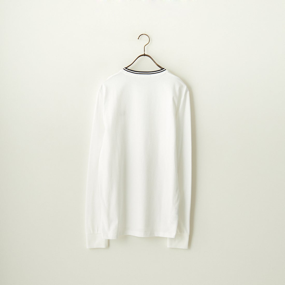 FRED PERRY [フレッドペリー] ティップライン ワンポイント刺繍Tシャツ [M9602] 100 WHITE