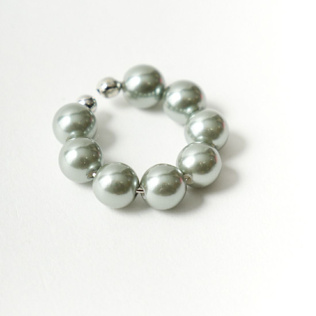 STELLA CIFFON [ステラシフォン] レジンパール イヤーカフ [AST1-24E11] 81 GRAY