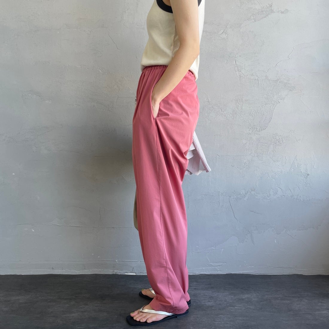 Jeans Factory Clothes [ジーンズファクトリークローズ] 7DAYSナイロンイージーパンツ [IN11-PT-5] ﾋﾟﾝｸ &&モデル身長：158cm 着用サイズ：F&&