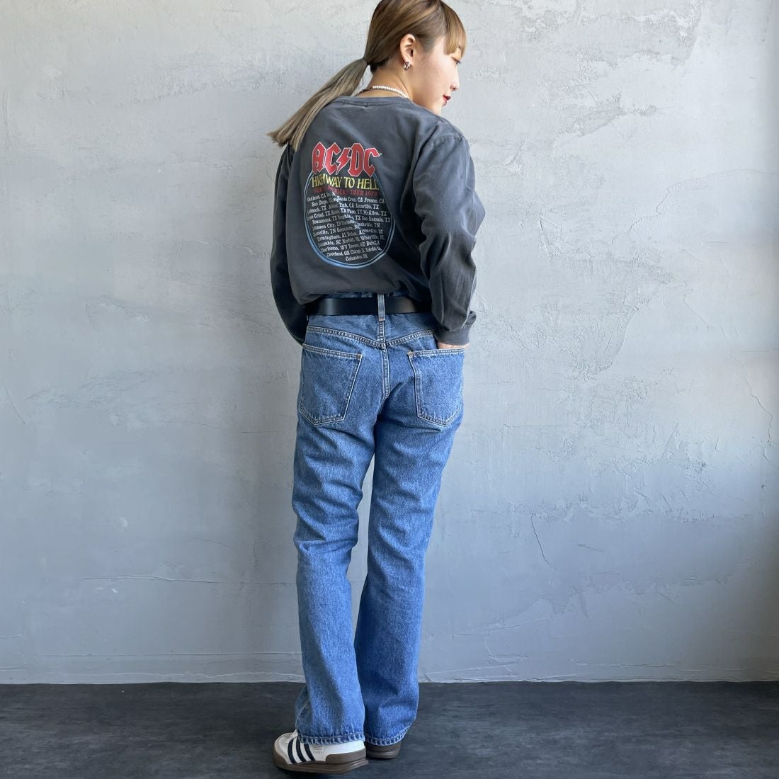 NEEDBY heritage [ニードバイヘリテージ] 別注 GEORGE ブーツカットデニム [GEORGE-JF] MB &&モデル身長：156cm 着用サイズ：26&&