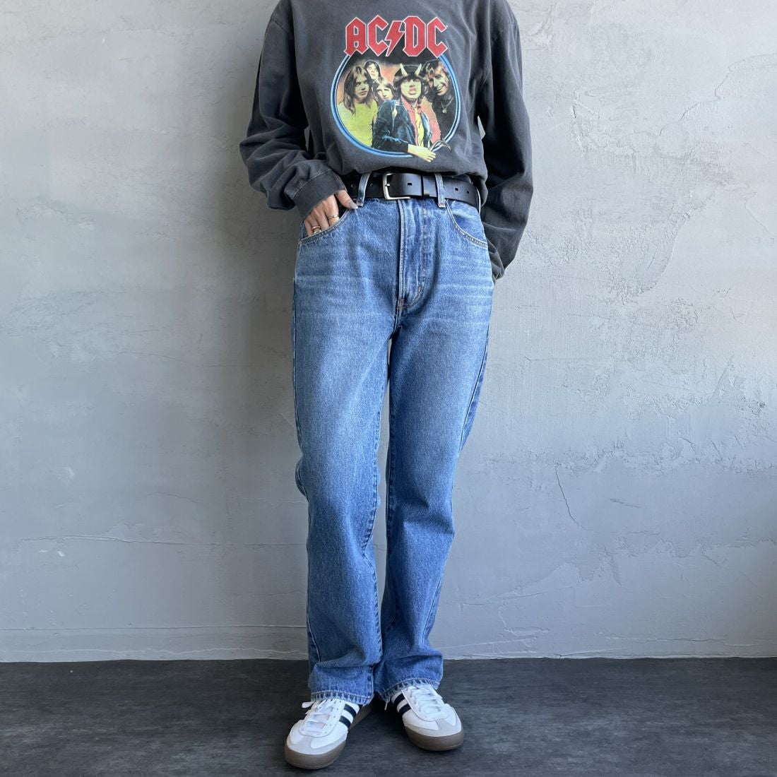 NEEDBY heritage [ニードバイヘリテージ] 別注 GEORGE ブーツカットデニム [GEORGE-JF] MB &&モデル身長：156cm 着用サイズ：26&&