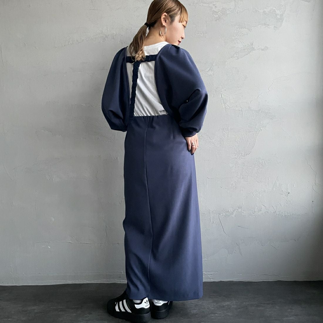 By/m [バイエム] ギャザーベルト付きカットボレロ [23142064] 12 D.BLUE &&モデル身長：156cm 着用サイズ：F&&