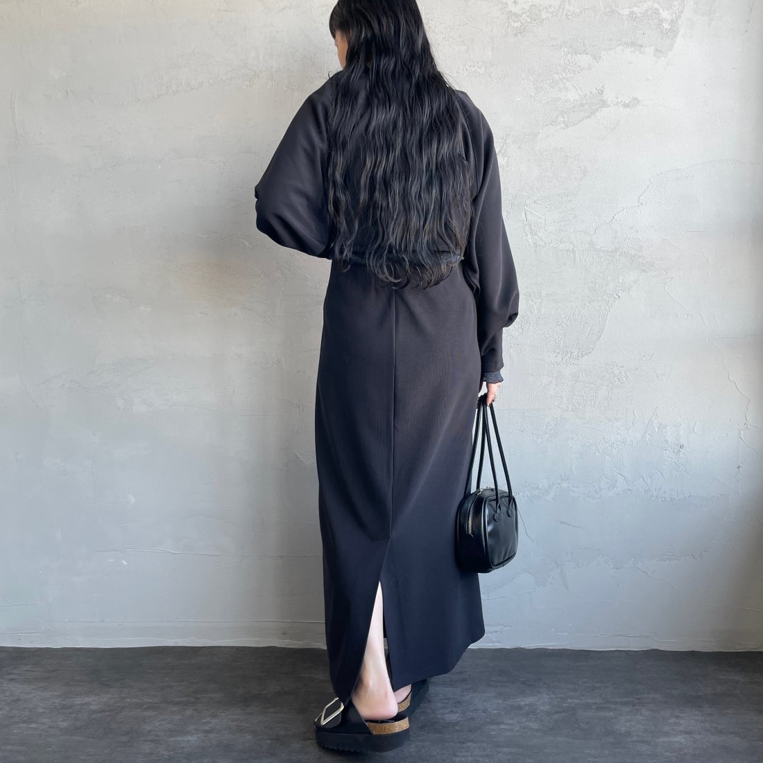 By/m [バイエム] ギャザーベルト付きカットボレロ [23142064] 09 BLACK &&モデル身長：156cm 着用サイズ：F&&