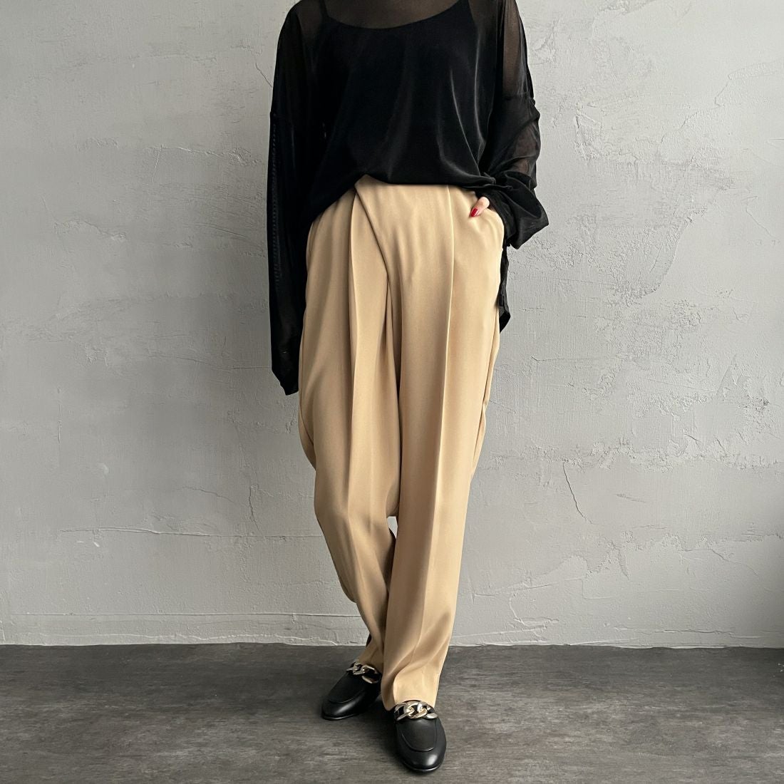 L/BEIGE&&モデル身長：156cm 着用サイズ：F&&