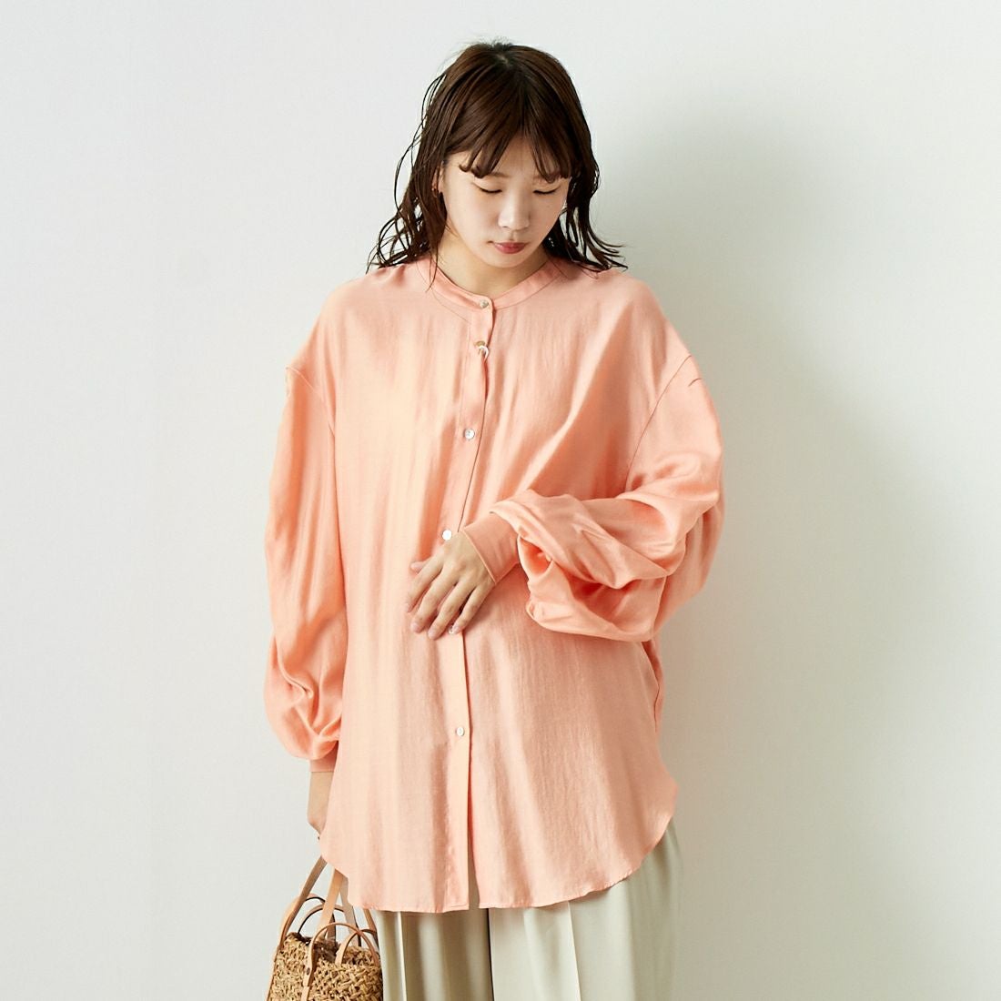 CHIGNON [シニヨン] シャーリングスリーブシャツ [1636-593JS] ORANGE &&モデル身長：167cm 着用サイズ：F&&