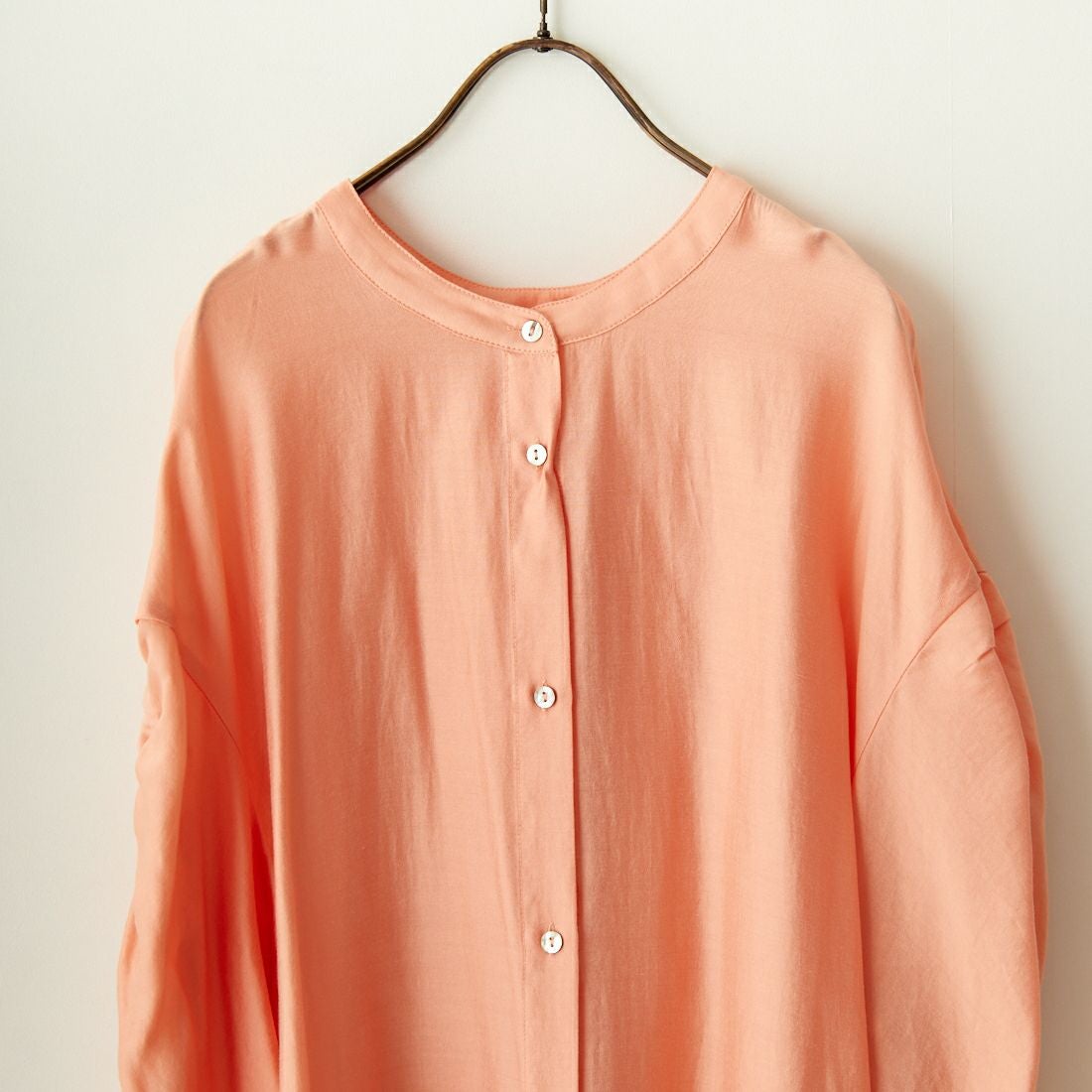 CHIGNON [シニヨン] シャーリングスリーブシャツ [1636-593JS] ORANGE