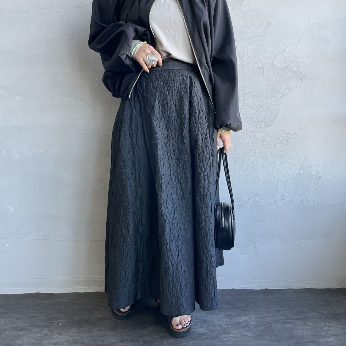 BLACK&&モデル身長：156cm 着用サイズ：F&&