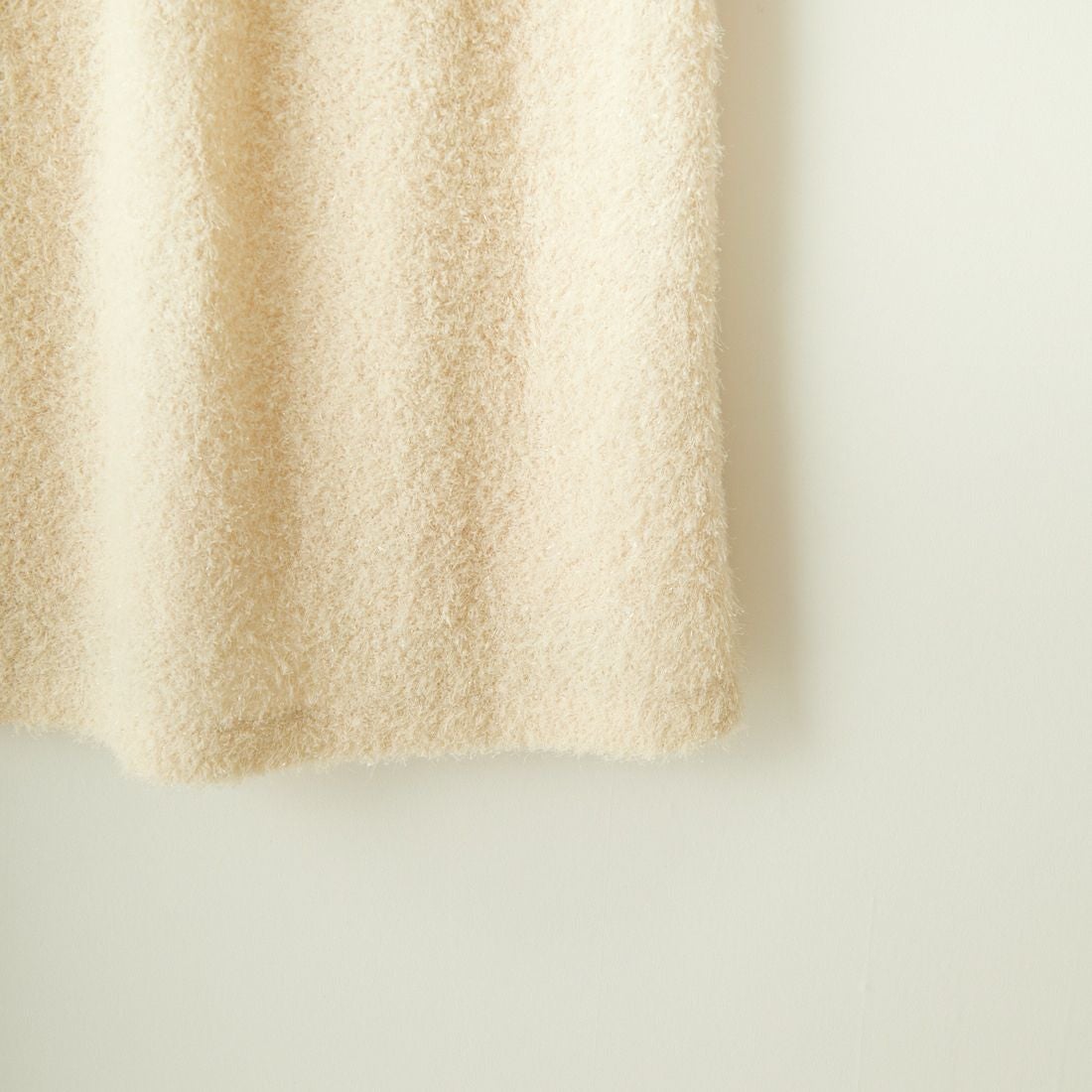 By/m [バイエム] フェザーフリンジ ナローロングスカート [23142066] 02 OFF